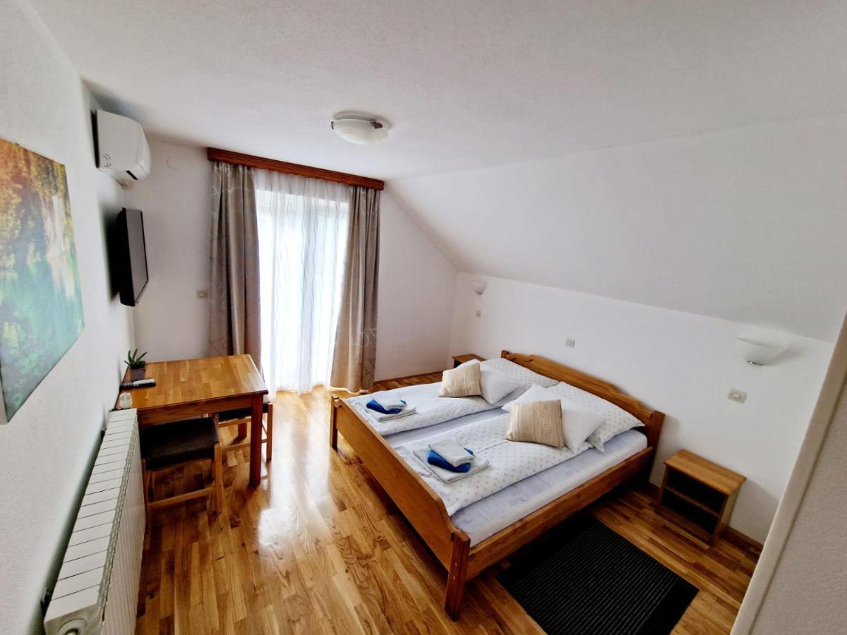 House Ana Bed and Breakfast Plitvička Jezera Εξωτερικό φωτογραφία