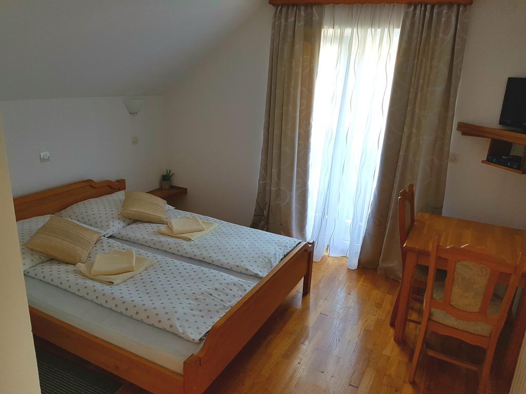 House Ana Bed and Breakfast Plitvička Jezera Εξωτερικό φωτογραφία